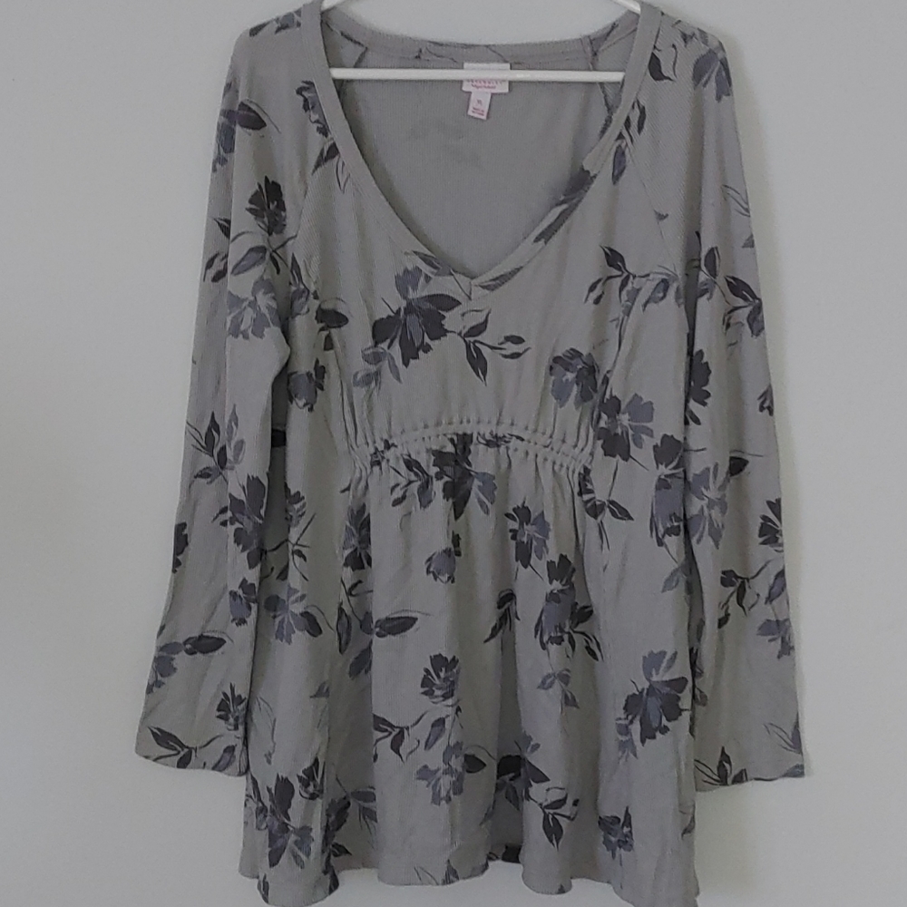 NWOT Isabel maternity top
